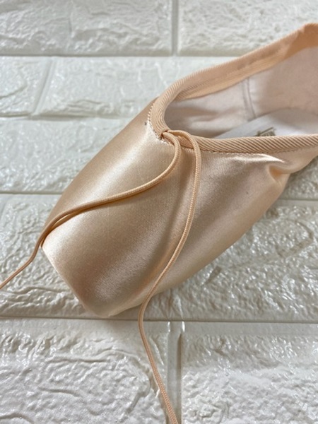 グリシコ 】 トウシューズ マヤ 1（S-PRO) ソフトシャンク 消音剤入り